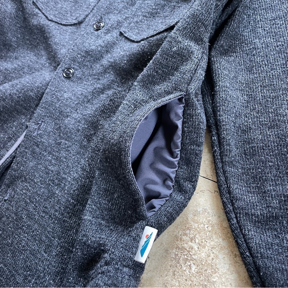 Edgevale dark gray wool blend shirt jacket - Picture 5 of 8